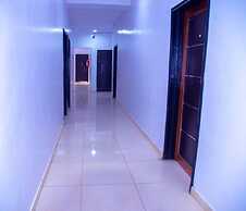 Blumerrit Hotel & Suites