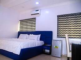 Blumerrit Hotel & Suites