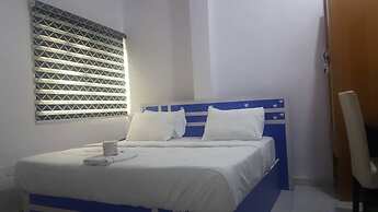 Blumerrit Hotel & Suites