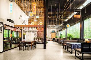 riverside youth hostel