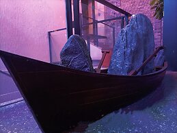 riverside youth hostel