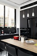 New Design & Sunny Balcony in TLV Center