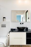 New Design & Sunny Balcony in TLV Center