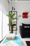 New Design & Sunny Balcony in TLV Center