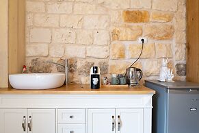 Via Maria Boutique Suites