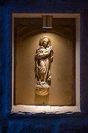 Via Maria Boutique Suites