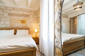 Via Maria Boutique Suites