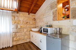 Via Maria Boutique Suites