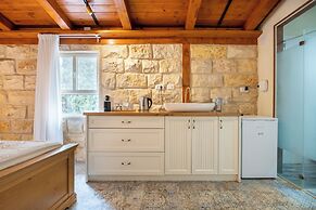 Via Maria Boutique Suites