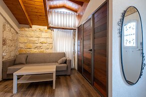 Via Maria Boutique Suites