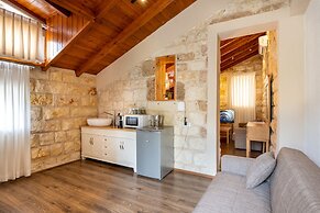 Via Maria Boutique Suites