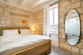 Via Maria Boutique Suites