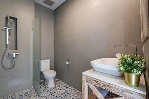 Private Villa Indah - Heart of Seminyak