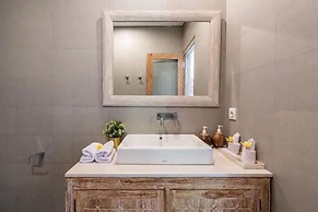 Private Villa Indah - Heart of Seminyak