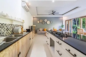 Private Villa Indah - Heart of Seminyak