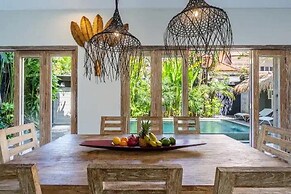 Private Villa Indah - Heart of Seminyak