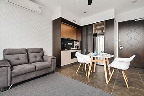 Scarletz KLCC Apartments By Soulasia