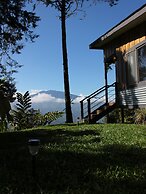 Reventazon River Mountain Lodge