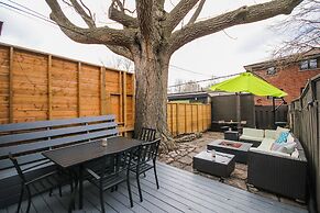 Leslieville Cozy & Bright Apt in Trendy Beaches