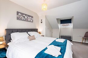 Stunning 3BD Home Hillsborough Sheffield