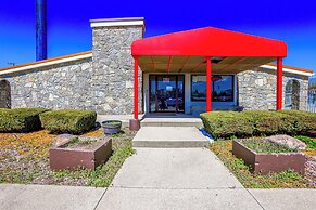 Cozy Garden Inn By OYO Hwy 40 Richmond
