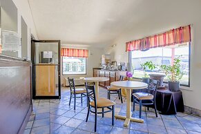 Cozy Garden Inn By OYO Hwy 40 Richmond