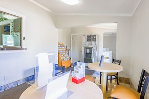 Cozy Garden Inn By OYO Hwy 40 Richmond