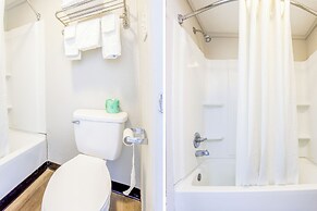 Cozy Garden Inn By OYO Hwy 40 Richmond