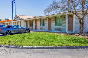 Cozy Garden Inn By OYO Hwy 40 Richmond