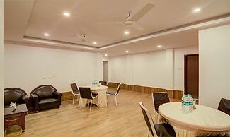 Treebo The Platinum Studio 50