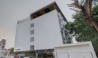 Treebo The Platinum Studio 50