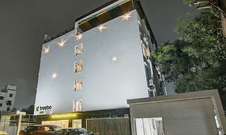 Treebo The Platinum Studio 50