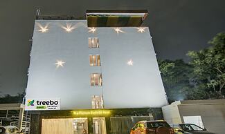 Treebo The Platinum Studio 50