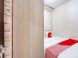 OYO Life 90606 Glass House Citraland Syariah