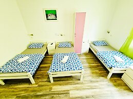 Croparadise Hostel