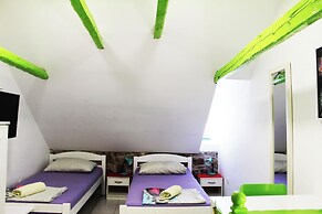 Croparadise Hostel