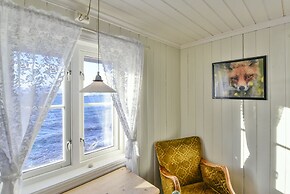 Kongsfjord Arctic Lodge