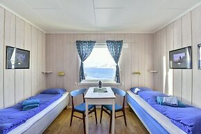 Kongsfjord Arctic Lodge
