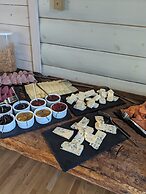 Kongsfjord Arctic Lodge