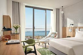 The Yacht Hotel by DC