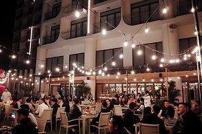 The Yacht Hotel by DC