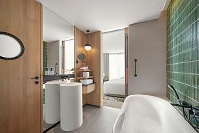 The Yacht Hotel by DC