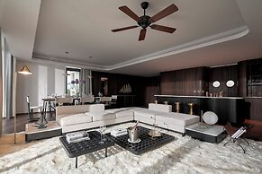 The Yacht Hotel by DC