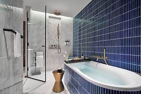 The Yacht Hotel by DC