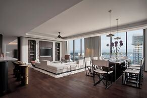 The Yacht Hotel by DC