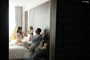 The Yacht Hotel by DC