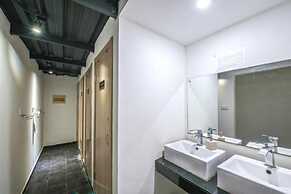 Hidden Garden International Youth Hostel - Oriental Pearl & Lujiazui