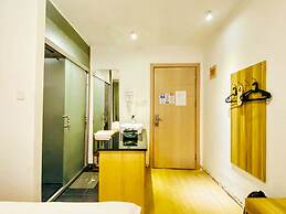 Hidden Garden International Youth Hostel - Oriental Pearl & Lujiazui