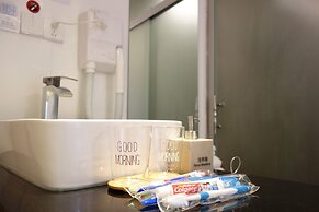 Hidden Garden International Youth Hostel - Oriental Pearl & Lujiazui