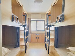 Hidden Garden International Youth Hostel - Oriental Pearl & Lujiazui